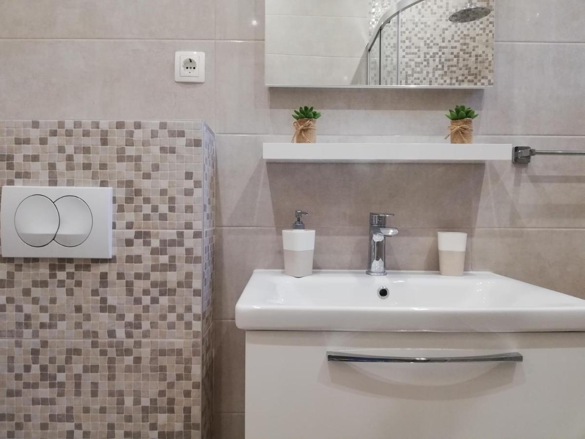 Studio Apartman Lenka สปลิท ภายนอก รูปภาพ