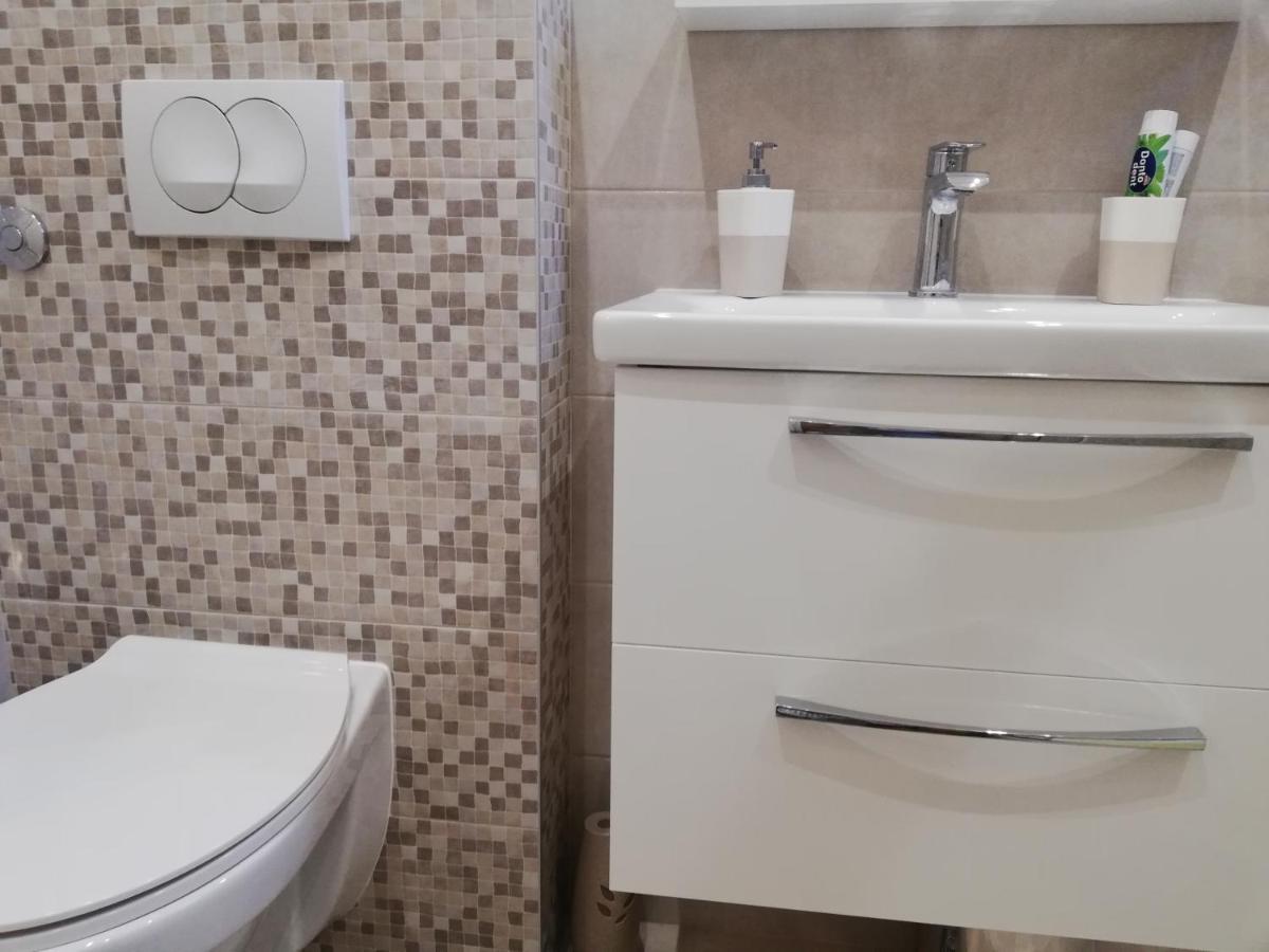 Studio Apartman Lenka สปลิท ภายนอก รูปภาพ